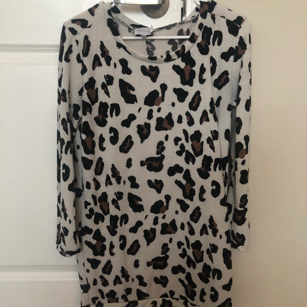 Cheetah print sweater